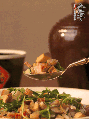 出鍋前嘗味，味淡加點鹽。