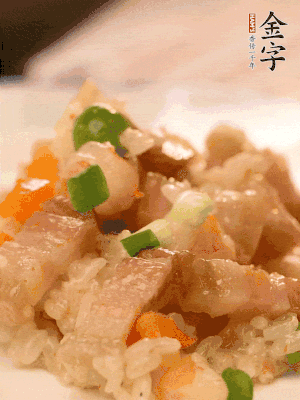 出鍋后撒點(diǎn)蔥花更香。